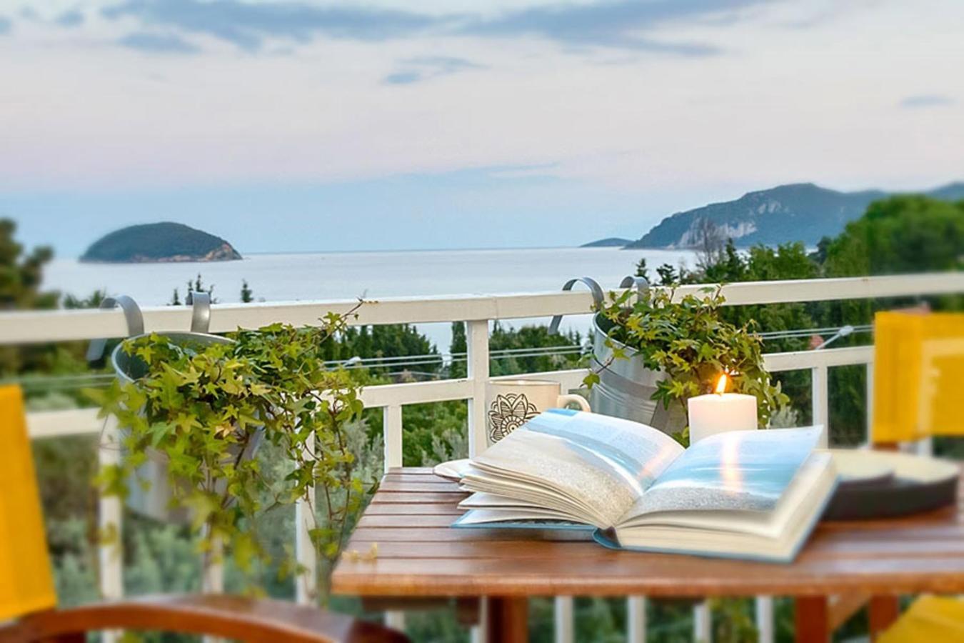 Opalio Seaview Apartment PalaiónTsiflíkion Exterior foto